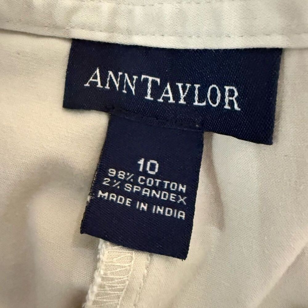 Ann Taylor Tan Women's Shorts - Picture 4 of 4